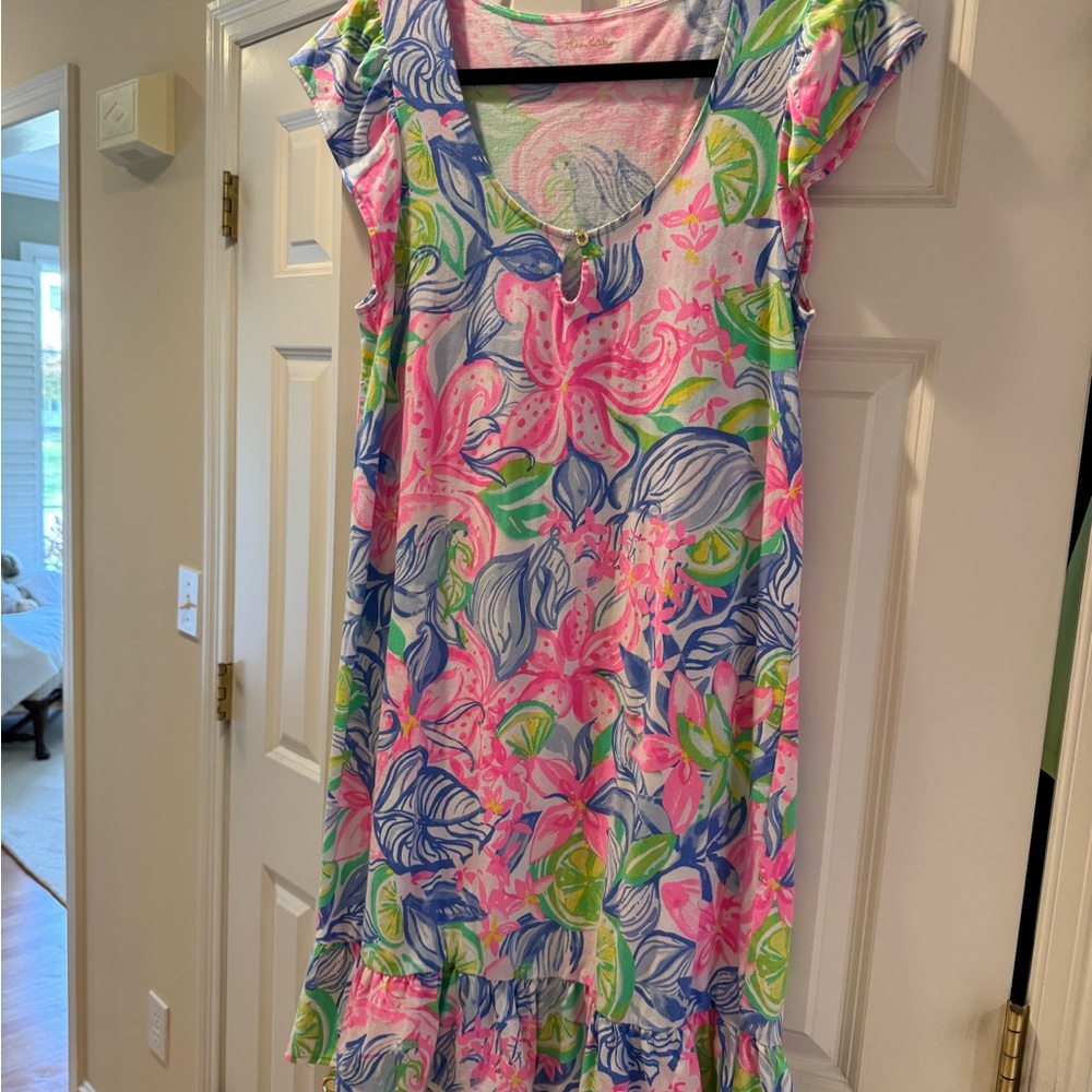 Lilly Pulitzer Pink and Blue Patterned dress
In great condition - Picture 10 of 14